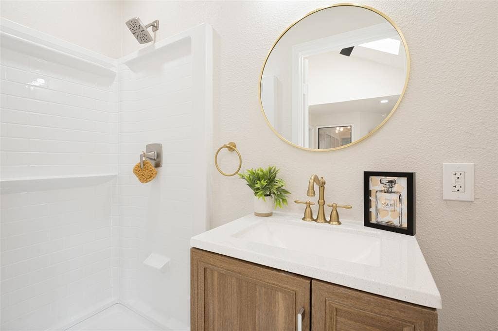 2101 Lyon Court, Plano, TX 75093 Additional bathroom with shower