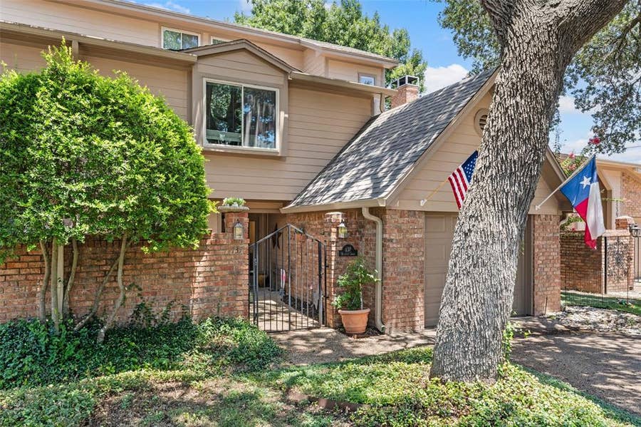 Property photo for 137 Pleasant Grove Lane, Waco, TX
