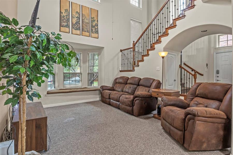 Property photo for 8712 Iron Horse Drive, Irving, TX