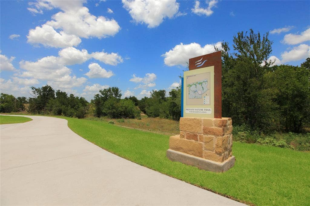 482 Tender Summit, Lavon, TX 75166 482 Tender Summit, Lavon, TX 75166