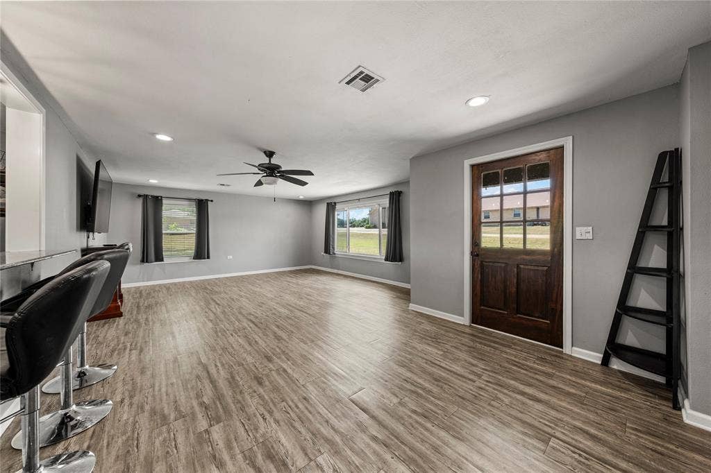 332 Illinois, China Spring, TX 76633 332 Illinois, China Spring, TX 76633