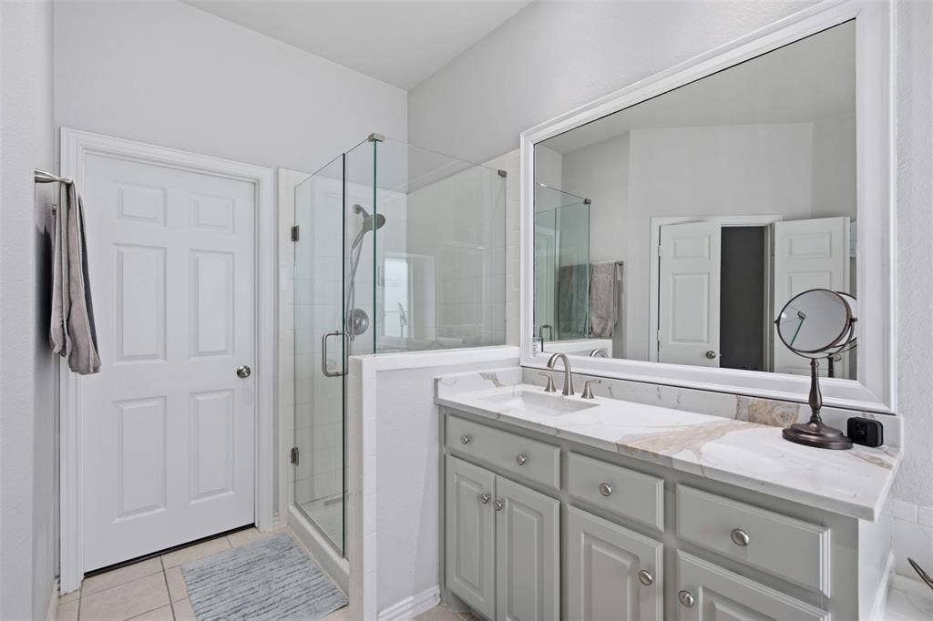 1305 Neches Drive, Allen, TX 75013 1305 Neches Drive, Allen, TX 75013