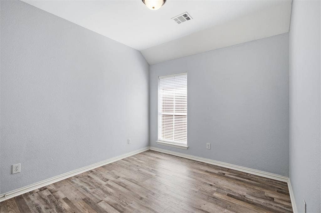 1305 Neches Drive, Allen, TX 75013 1305 Neches Drive, Allen, TX 75013