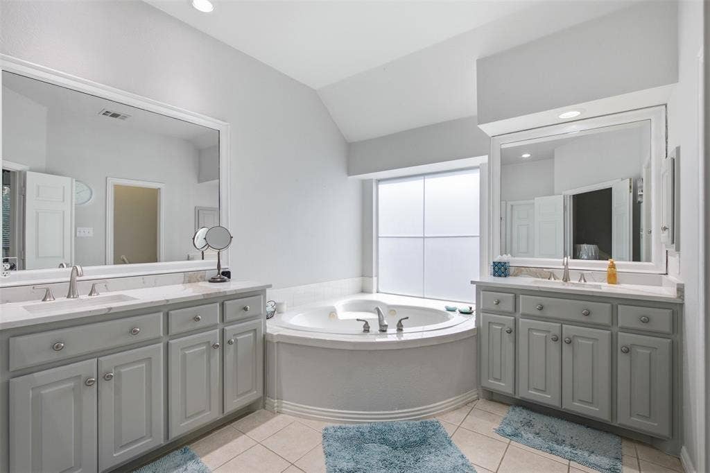 1305 Neches Drive, Allen, TX 75013 1305 Neches Drive, Allen, TX 75013