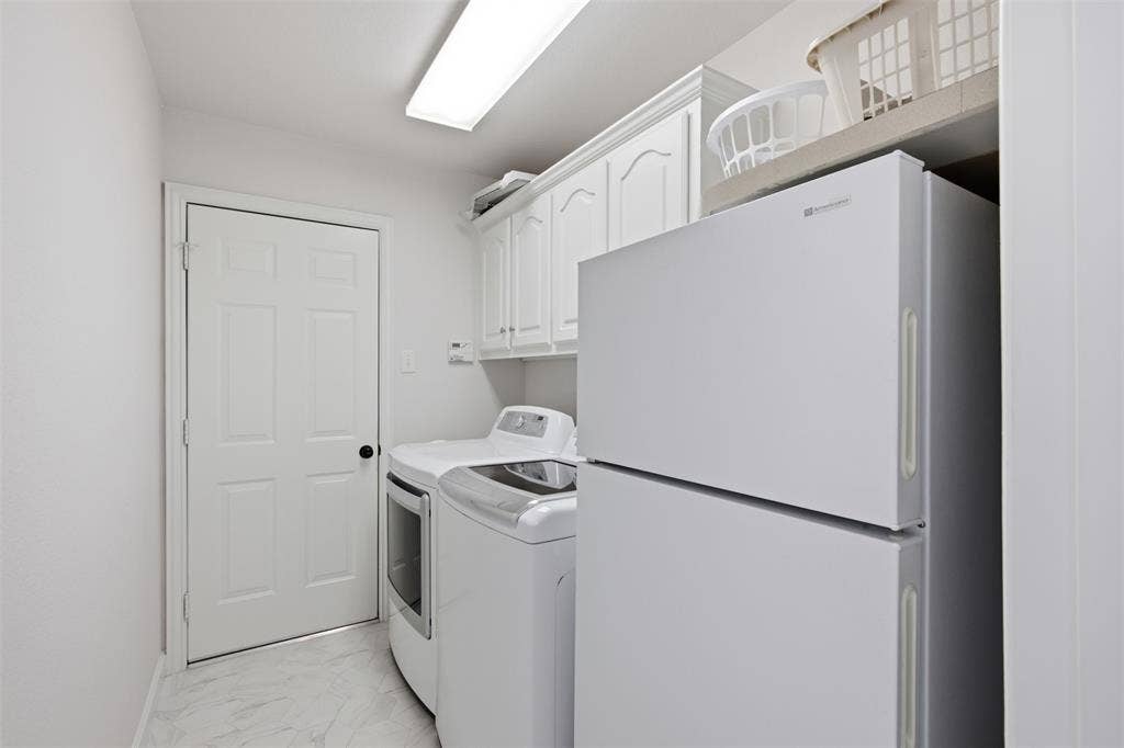 1305 Neches Drive, Allen, TX 75013 1305 Neches Drive, Allen, TX 75013