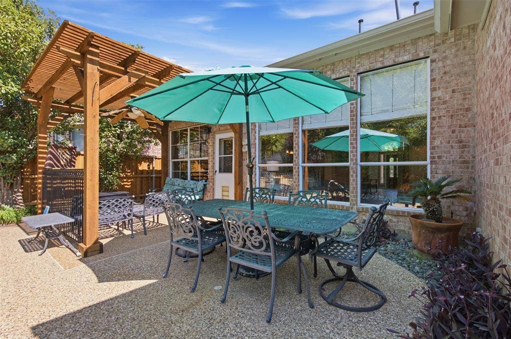 1305 Neches Drive, Allen, TX 75013 1305 Neches Drive, Allen, TX 75013