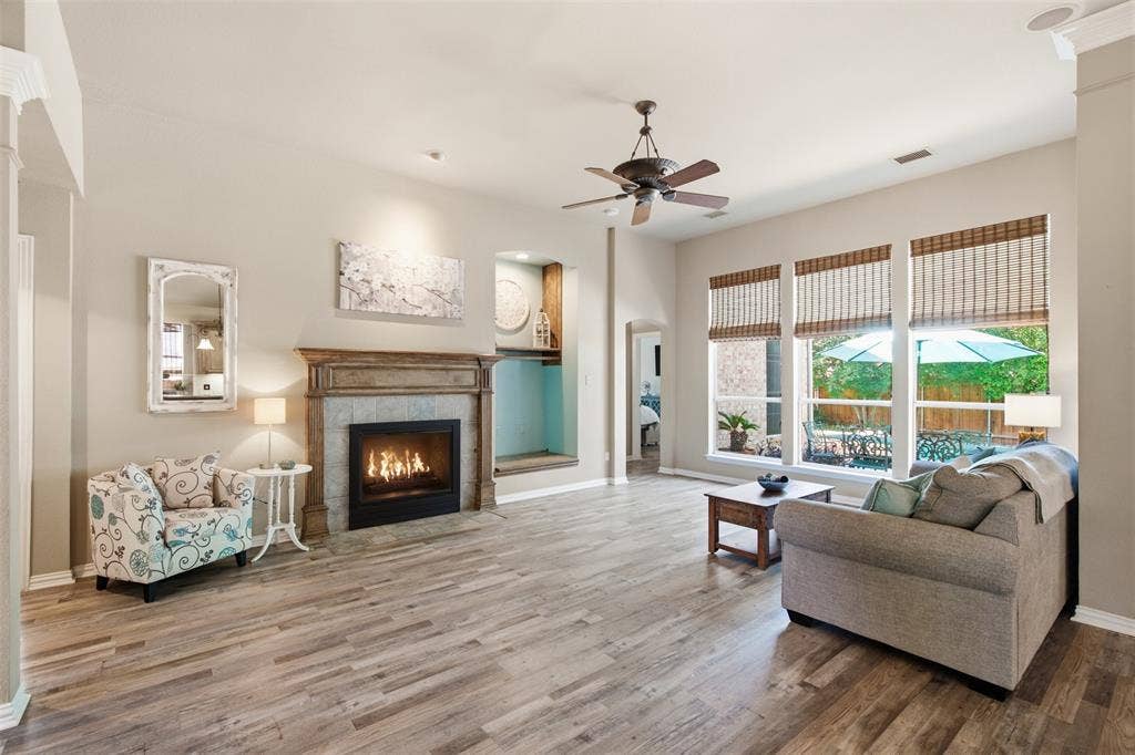 1305 Neches Drive, Allen, TX 75013 1305 Neches Drive, Allen, TX 75013