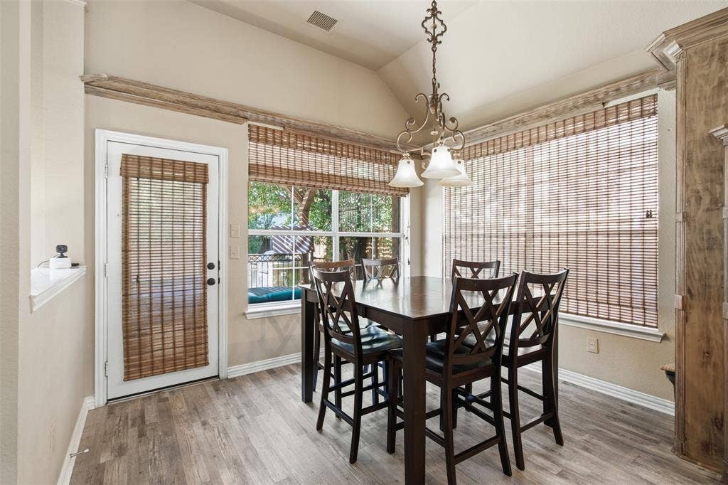 1305 Neches Drive, Allen, TX 75013 1305 Neches Drive, Allen, TX 75013
