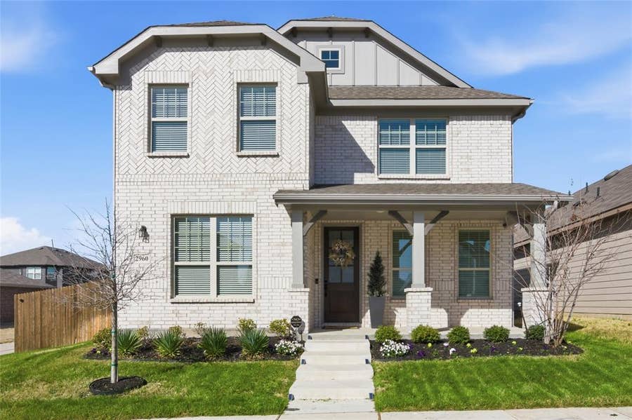 Property photo for 2960 Dixondale Drive, Fort Worth, TX
