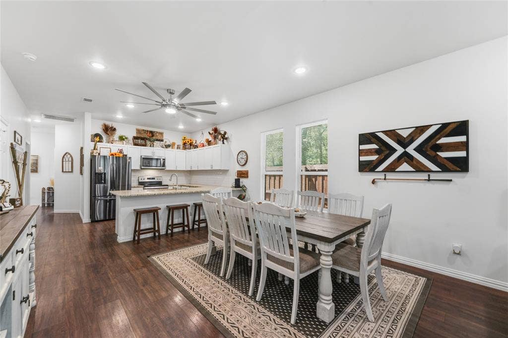 6156 Inca Drive, Mabank, TX 75156 6156 Inca Drive, Mabank, TX 75156