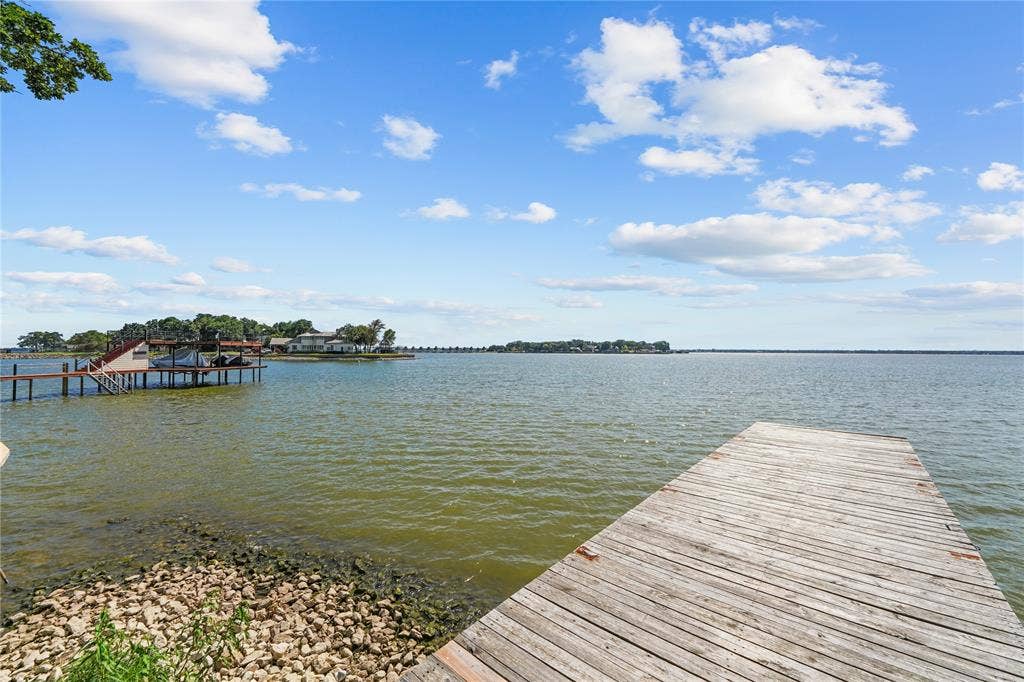 6156 Inca Drive, Mabank, TX 75156 6156 Inca Drive, Mabank, TX 75156