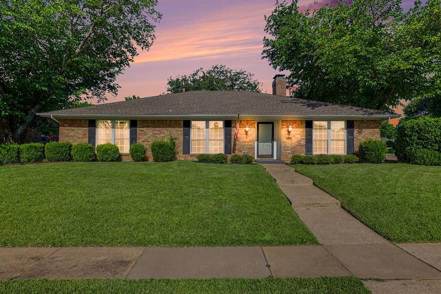 Property photo for 2417 Peachtree Lane, Plano, TX