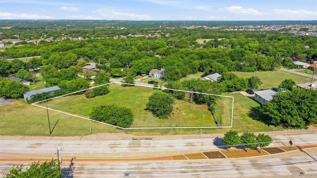 315 E Fm 1187, Aledo, TX 76008 315 E Fm 1187, Aledo, TX 76008