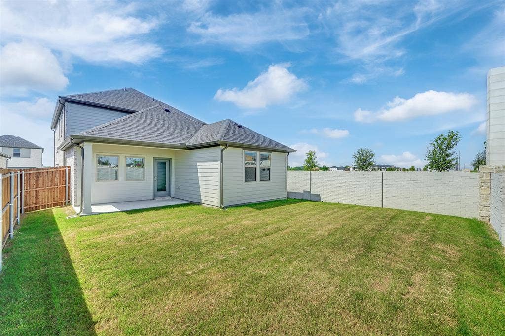 305 Millwood Road, Lavon, TX 75166 305 Millwood Road, Lavon, TX 75166