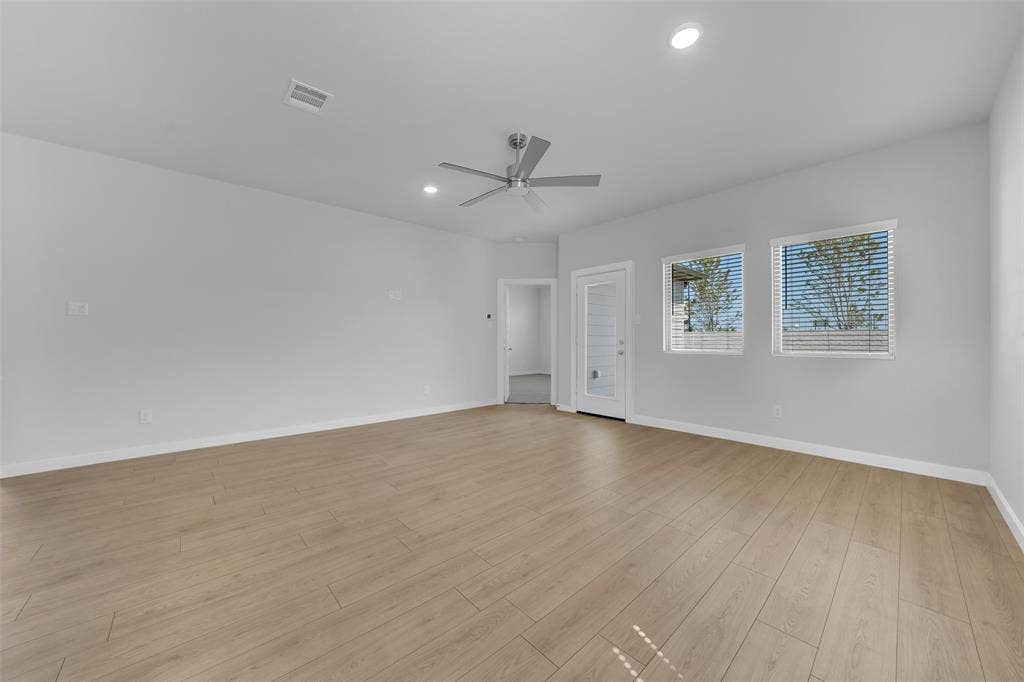 305 Millwood Road, Lavon, TX 75166 305 Millwood Road, Lavon, TX 75166