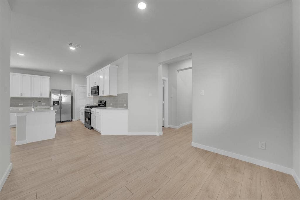 305 Millwood Road, Lavon, TX 75166 305 Millwood Road, Lavon, TX 75166