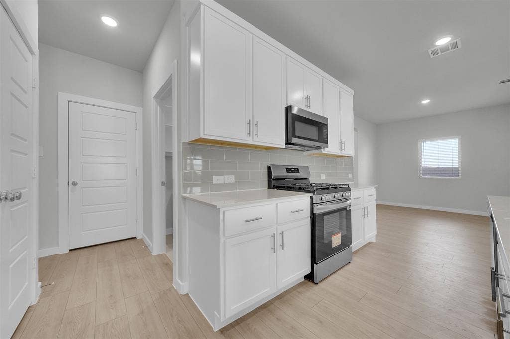 305 Millwood Road, Lavon, TX 75166 305 Millwood Road, Lavon, TX 75166