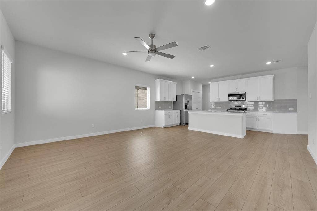 305 Millwood Road, Lavon, TX 75166 305 Millwood Road, Lavon, TX 75166