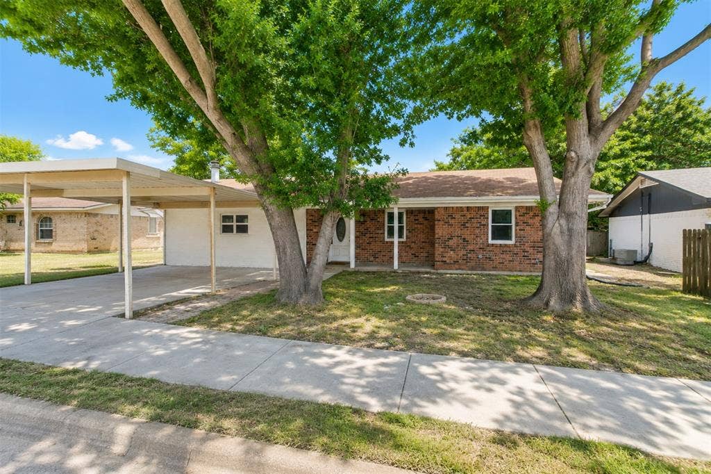 6620 Bernadine Drive, Watauga, TX 76148 6620 Bernadine Drive, Watauga, TX 76148