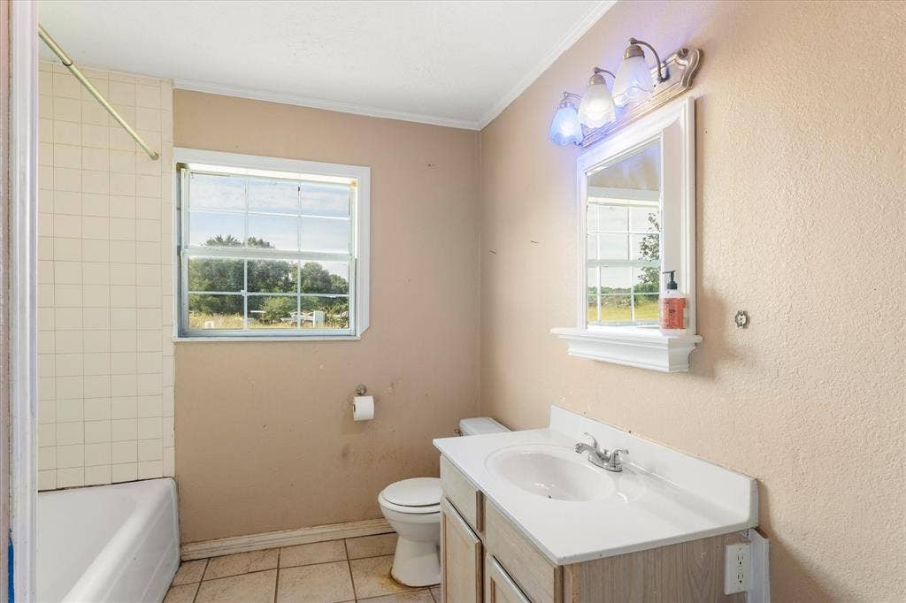 11465 County Road 3904, Athens, TX 75752 11465 County Road 3904, Athens, TX 75752