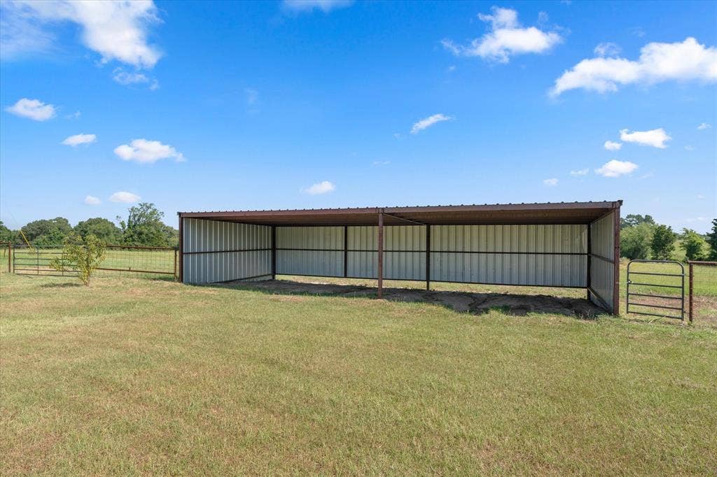 11465 County Road 3904, Athens, TX 75752 11465 County Road 3904, Athens, TX 75752