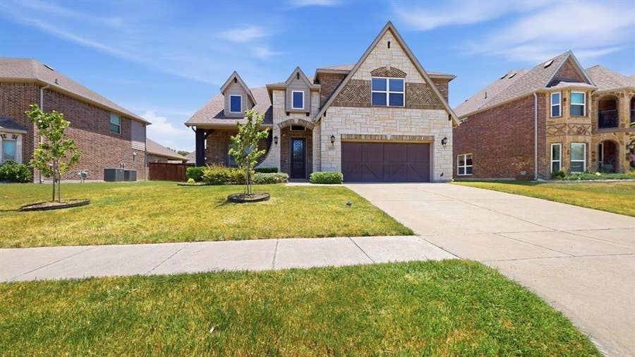 Property photo for 1212 Glendon Drive, Forney, TX