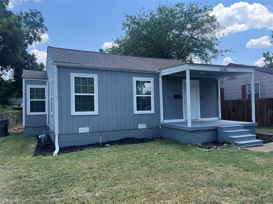 Property photo for 2546 Searcy Drive, Dallas, TX