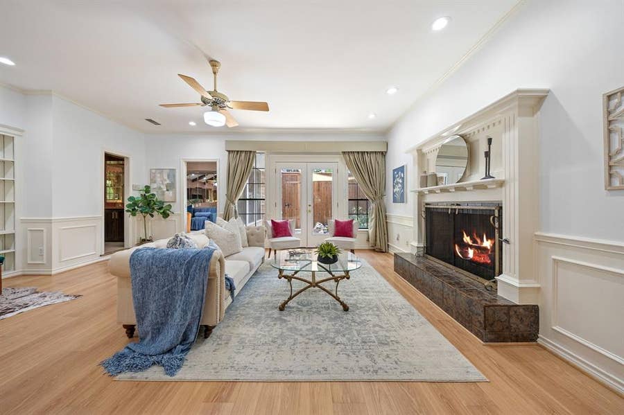 Property photo for 6522 Mccommas Boulevard, Dallas, TX