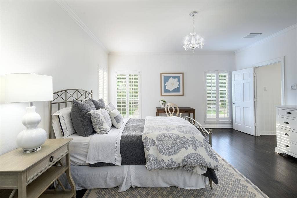 6522 Meadow, Dallas, TX 75230
