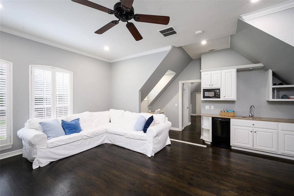 6522 Meadow, Dallas, TX 75230