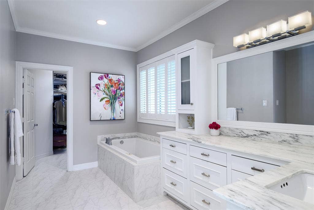 6522 Meadow, Dallas, TX 75230