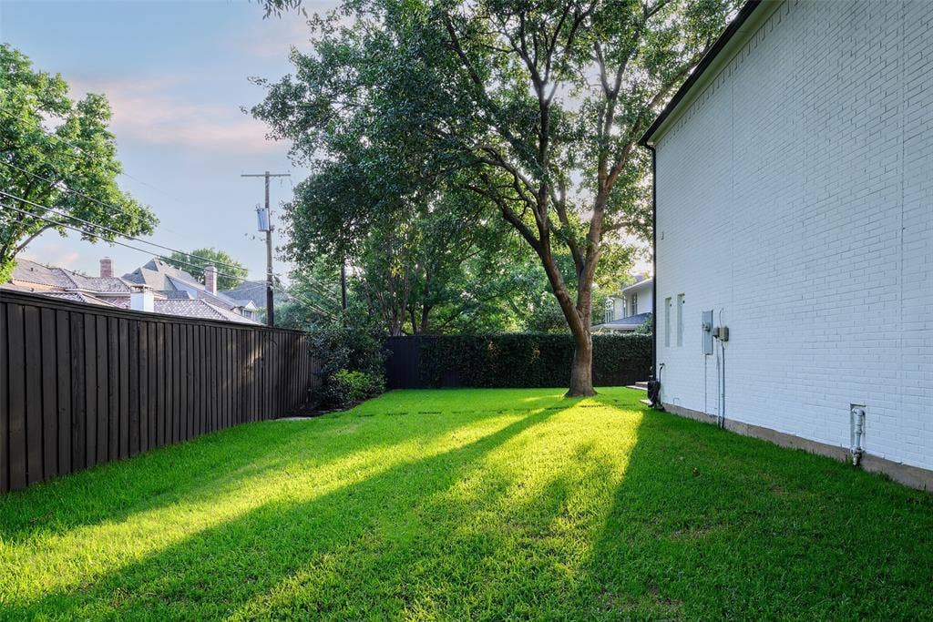 6522 Meadow, Dallas, TX 75230