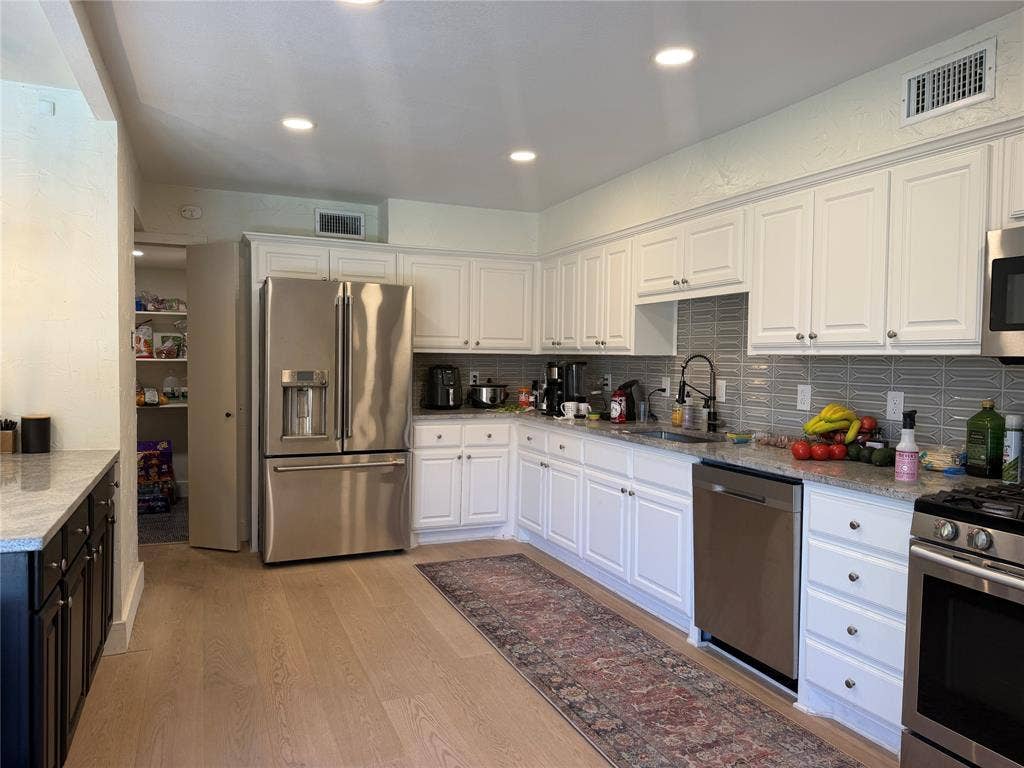 6811 Ledyard Drive, Dallas, TX 75248
