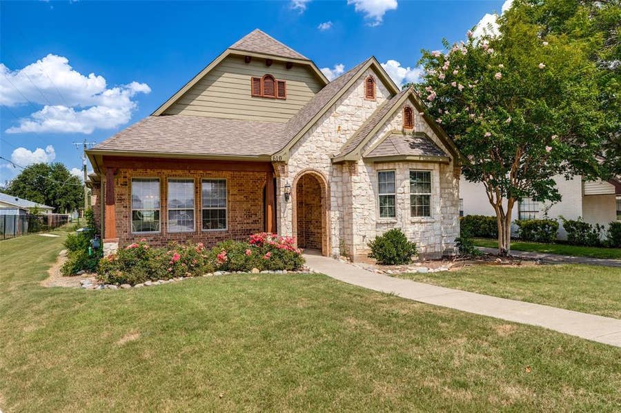 Property photo for 610 S Arizona Drive, Celina, TX