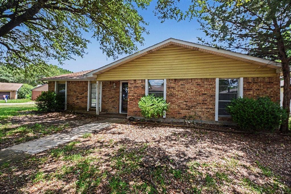 4237 Foliage Drive, Garland, TX 75043 4237 Foliage Drive, Garland, TX 75043
