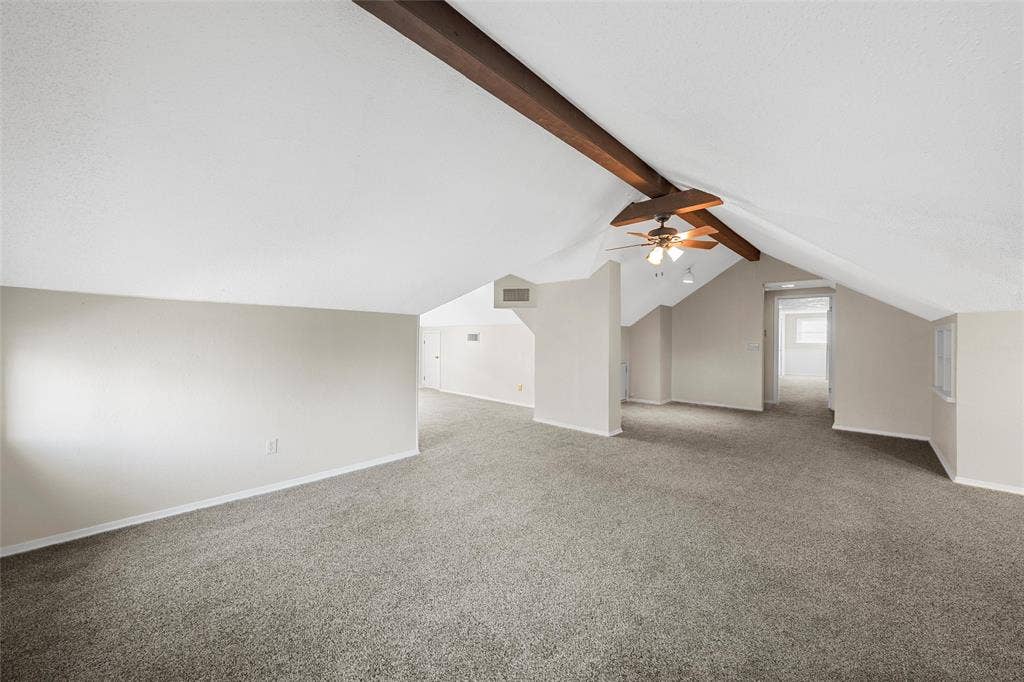 2621 Arroyo Road, Waco, TX 76710 upstairs bonus room