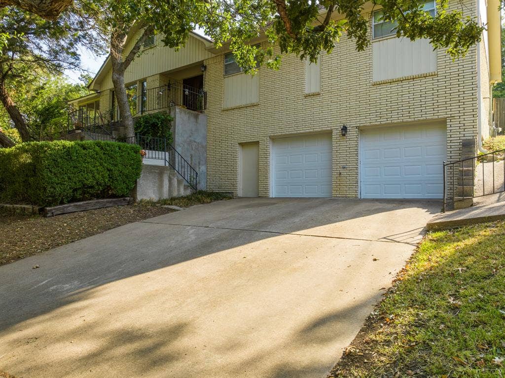2621 Arroyo Road, Waco, TX 76710 2621 Arroyo Road, Waco, TX 76710