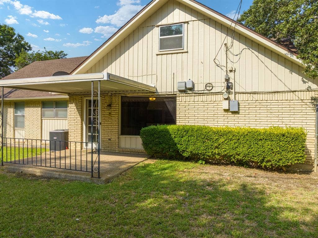 2621 Arroyo Road, Waco, TX 76710 2621 Arroyo Road, Waco, TX 76710