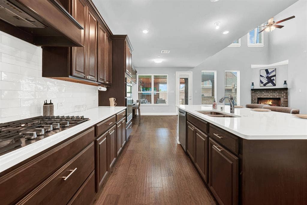 295 Crystal Cove, Sunnyvale, TX 75182 295 Crystal Cove, Sunnyvale, TX 75182