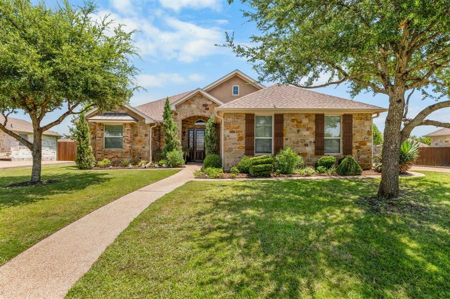 Property photo for 2304 Augustine, Waco, TX