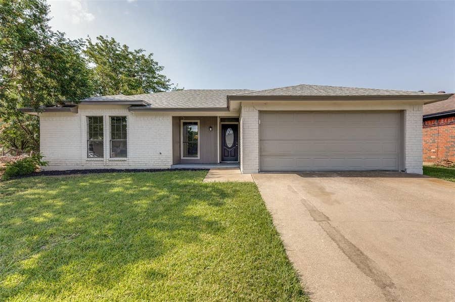 Property photo for 6348 N Park Drive, Watauga, TX