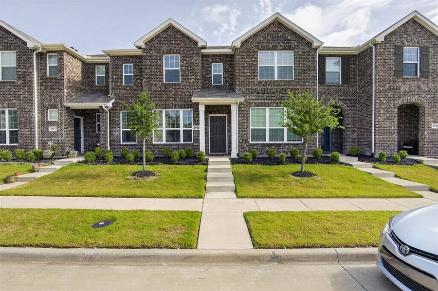 Property photo for 2921 Mare Drive, Mesquite, TX