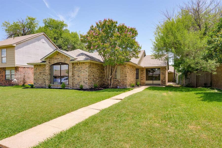 Property photo for 4610 Carmel Lane, Rowlett, TX