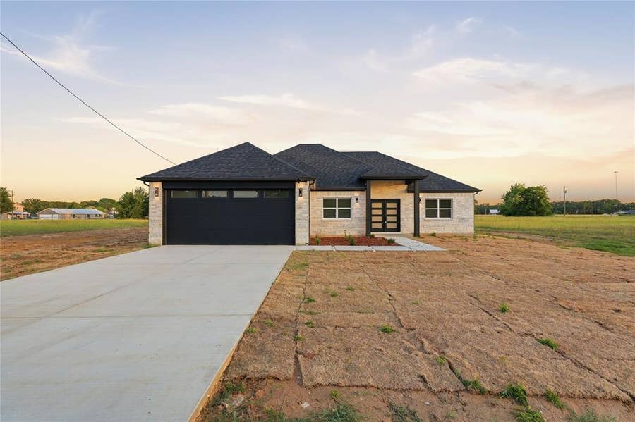 Property photo for 130 Cedar Elm Road, Trinidad, TX