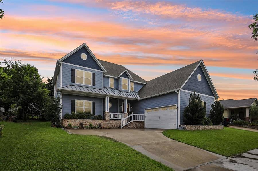 Property photo for 1020 Ivy Lane, Rockwall, TX
