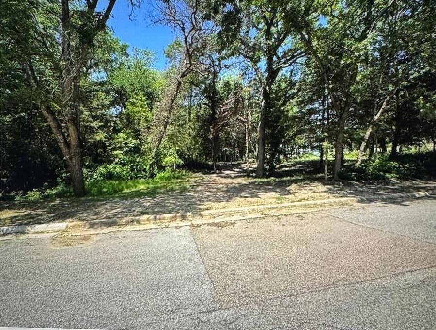 Property photo for 3 Robin, Cedar Hill, TX