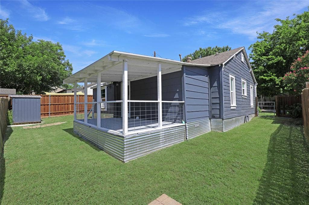 1201 1/2 Cole Street, McKinney, TX 75069 Back Yard