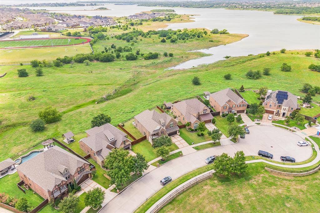 1233 Clearwater Drive, Frisco, TX 75036 1233 Clearwater Drive, Frisco, TX 75036
