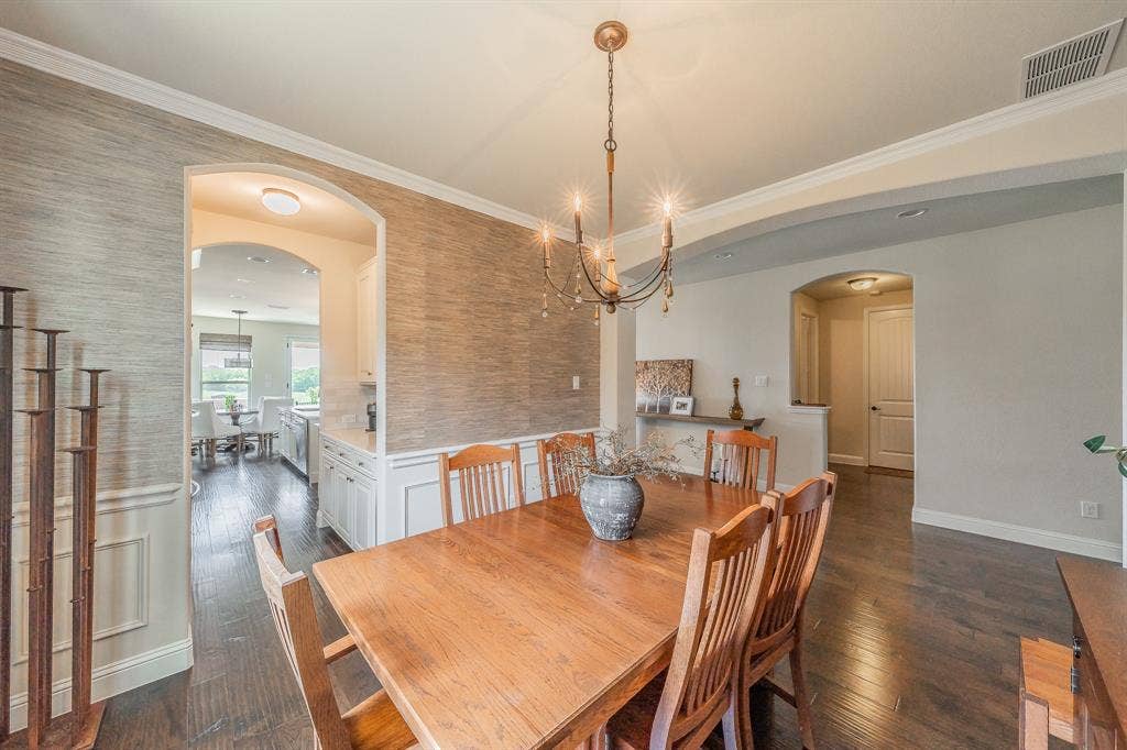 1233 Clearwater Drive, Frisco, TX 75036 1233 Clearwater Drive, Frisco, TX 75036