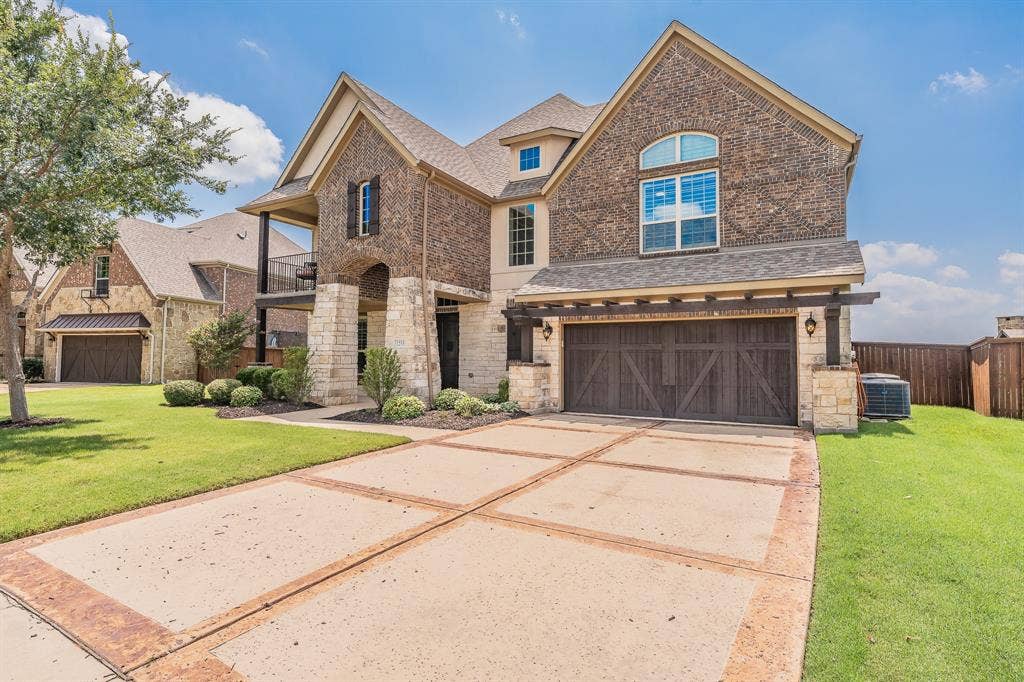 1233 Clearwater Drive, Frisco, TX 75036 1233 Clearwater Drive, Frisco, TX 75036